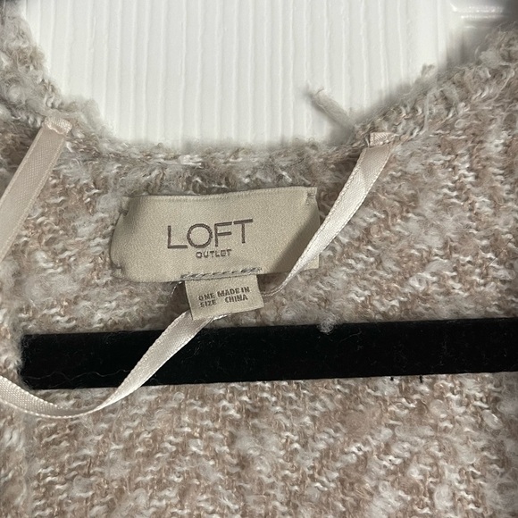 SOFT Loft Oversized Blanket Poncho Wrap - Picture 2 of 5